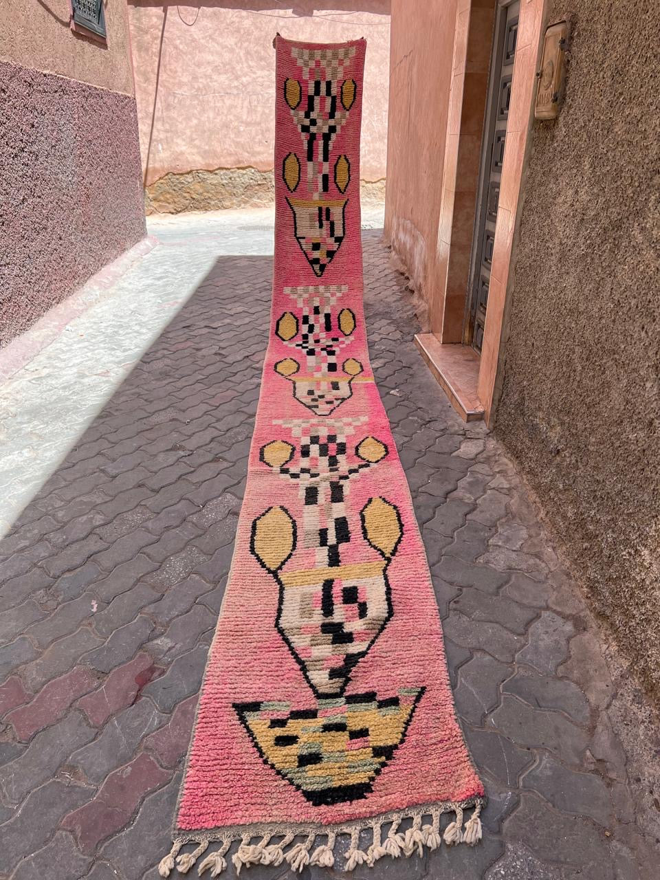 PRESALE - light Pink - Boujaad Runner 6250 mm x 700 mm