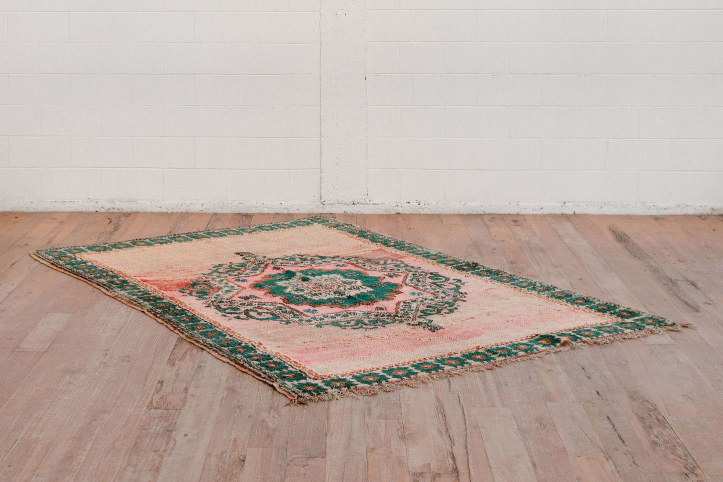 Sefa /Pleasure - Pink - Vintage Moroccan Boujaad Rug - 3100 x 1750 mm