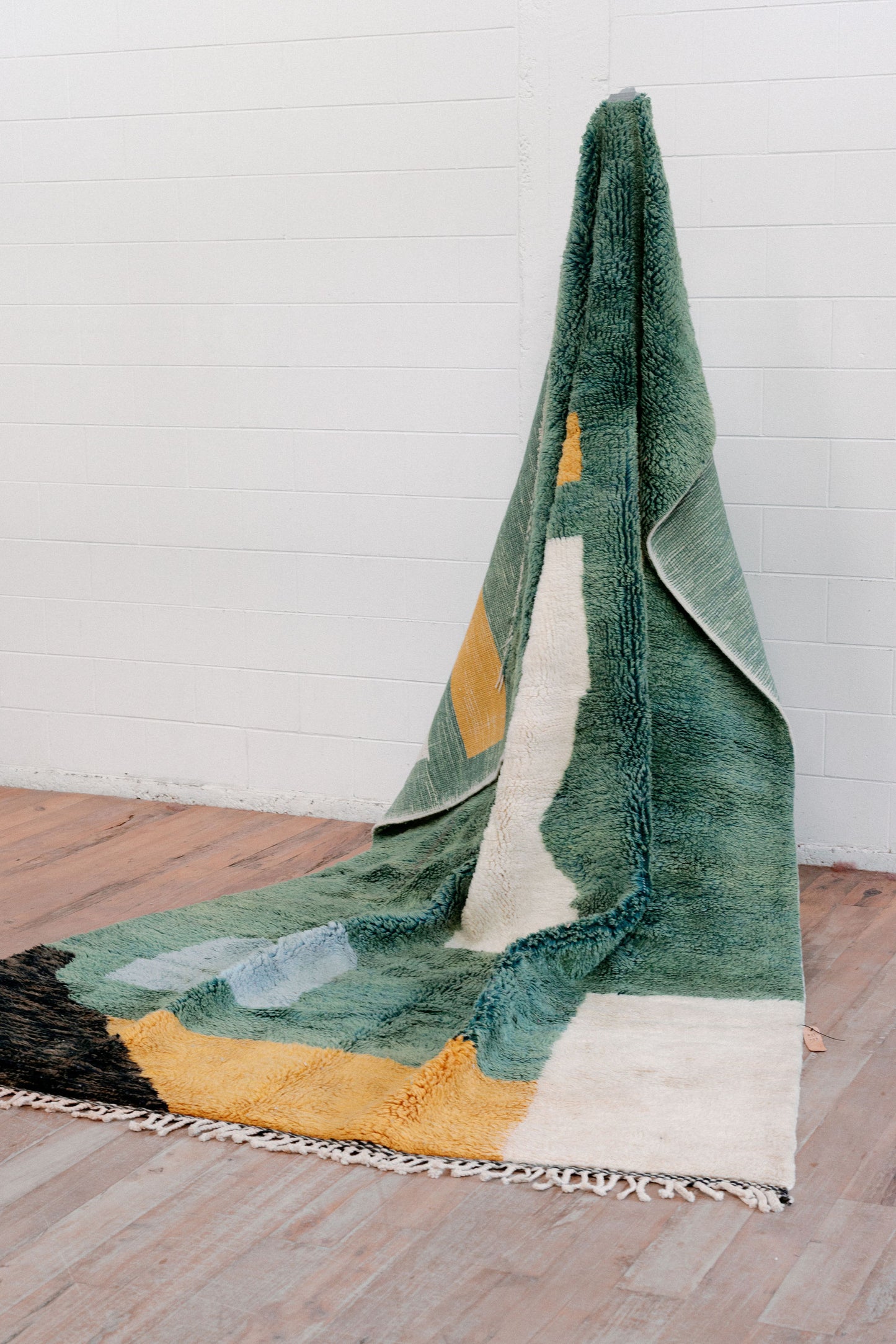Malha- Queen - New Moroccan Beni M'Rirt Rug