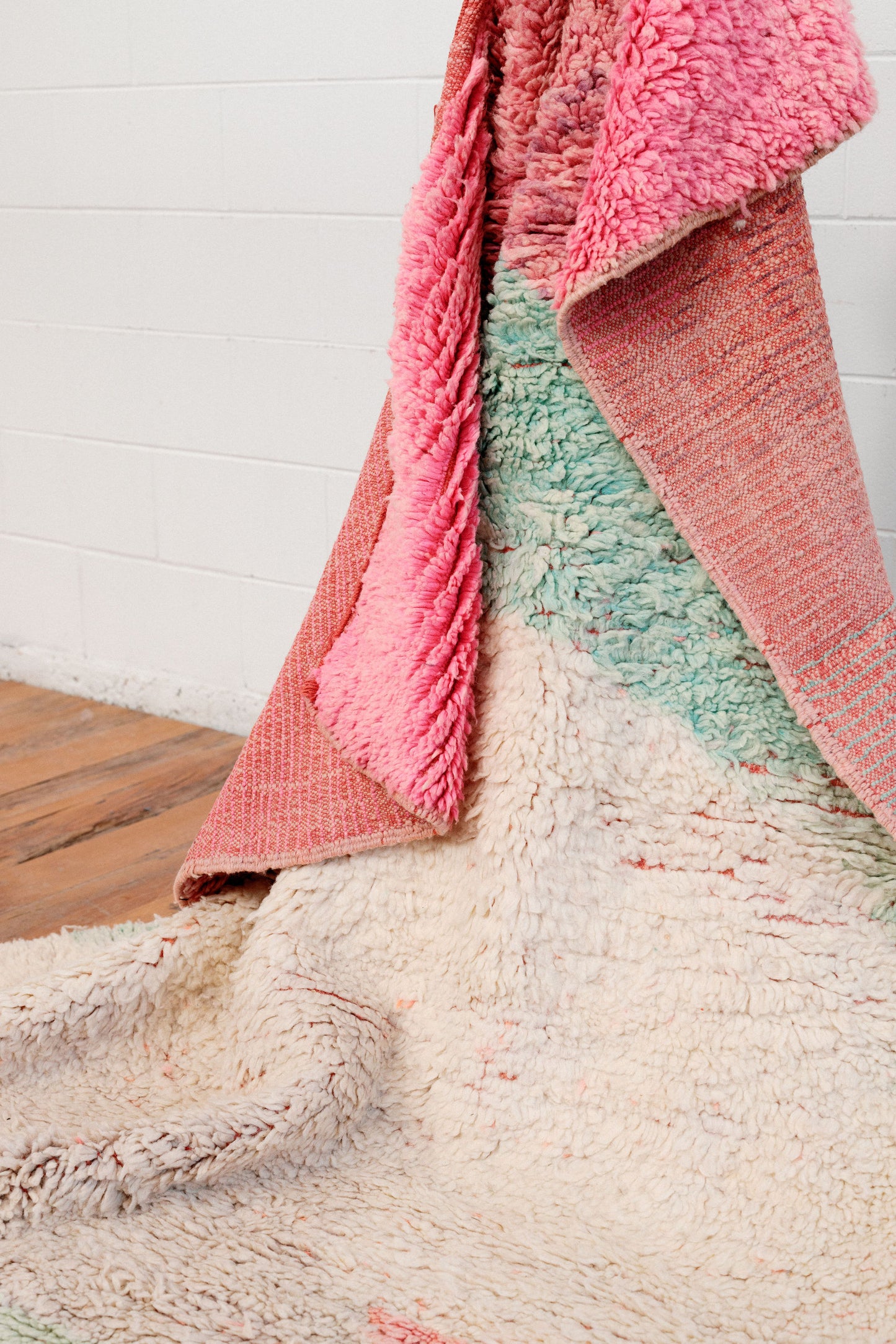 Pink Vintage Moroccan Boujaad Rug 2400 x 1600 mm