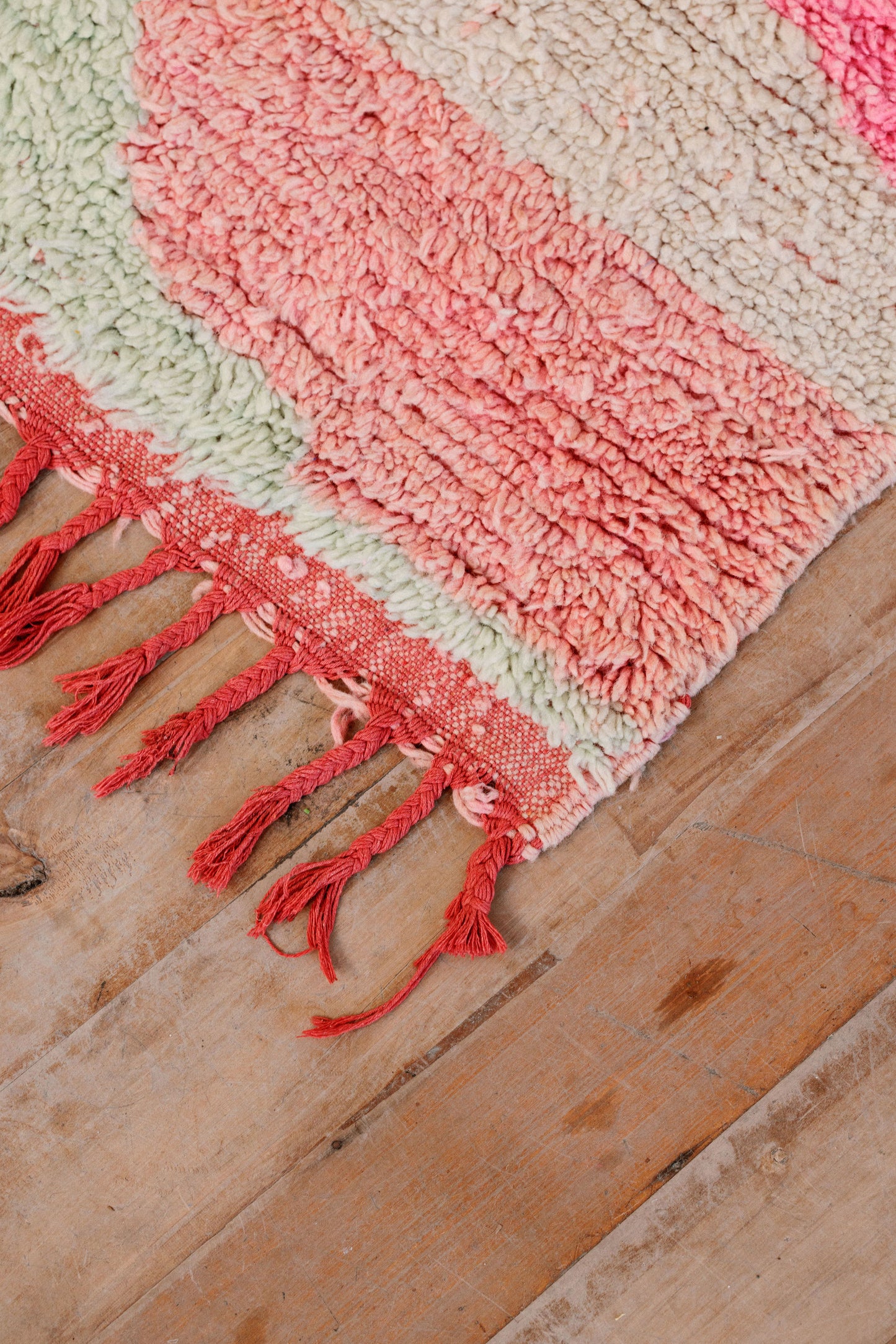 Pink Vintage Moroccan Boujaad Rug 2400 x 1600 mm