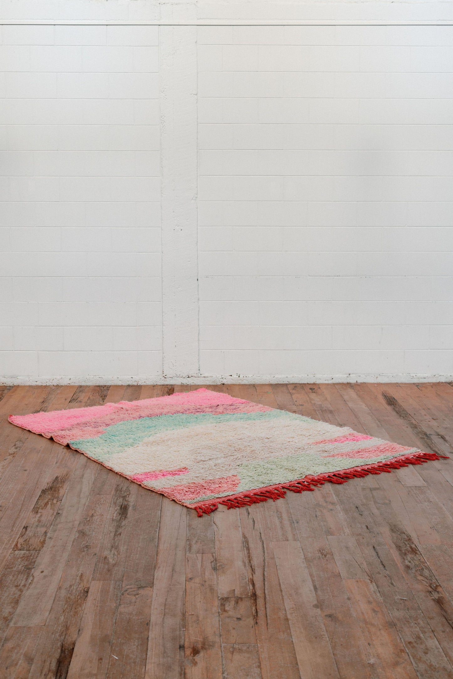Pink Vintage Moroccan Boujaad Rug 2400 x 1600 mm