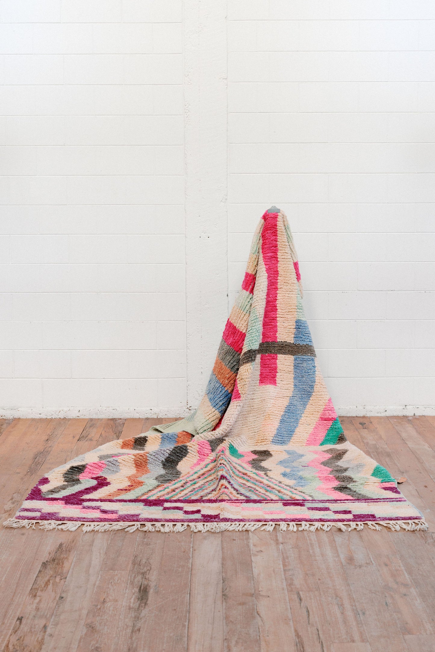 Soft Colours - Menekşe Rug - New Moroccan Boujaad Rug 2900 x 1900 mm -
