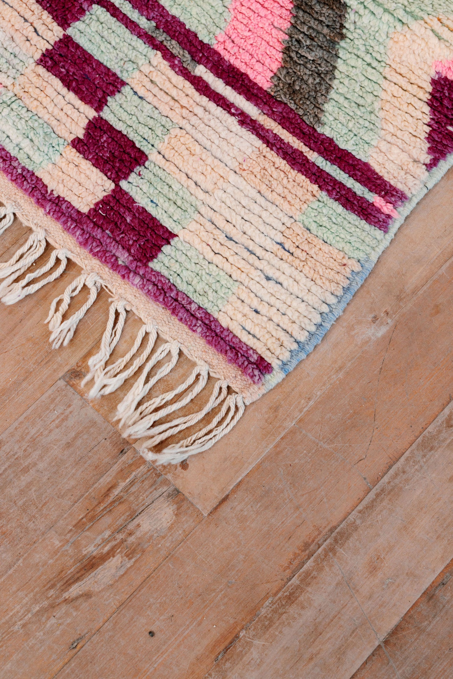 Soft Colours - Menekşe Rug - New Moroccan Boujaad Rug 2900 x 1900 mm -