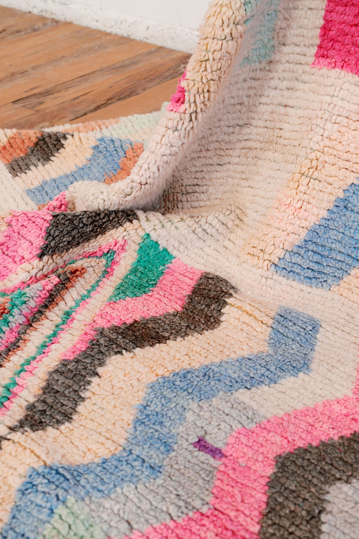 Soft Colours - Menekşe Rug - New Moroccan Boujaad Rug 2900 x 1900 mm -