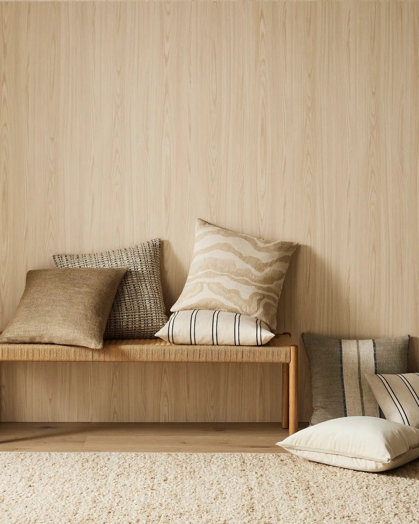 Vinnie Cushion - Natural