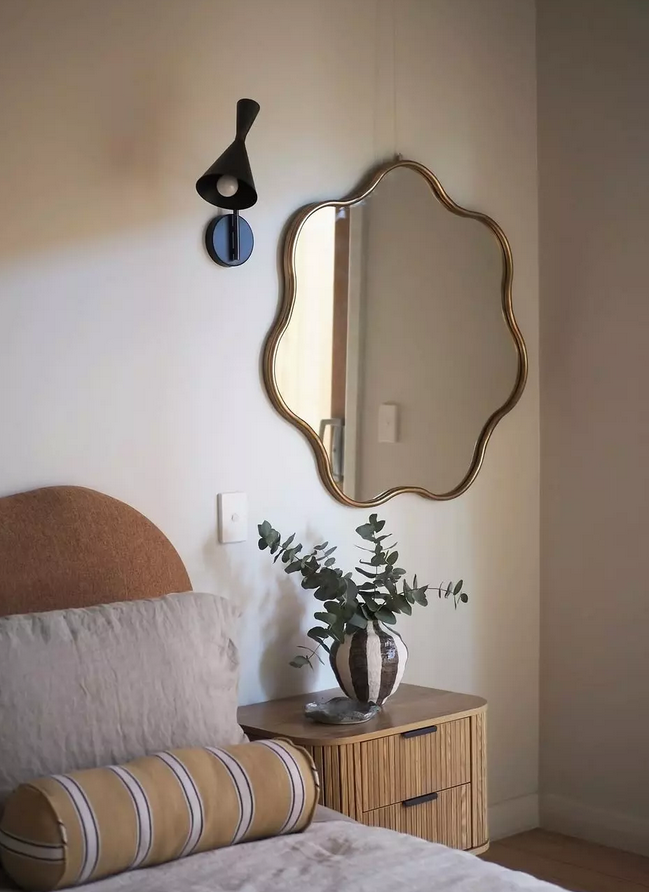Elina Bronze Mirror 90 x 90 cm