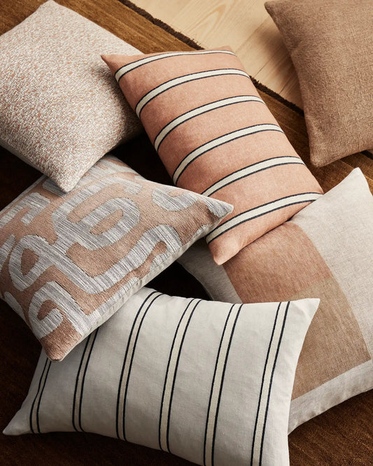 Vinnie Cushion - Natural
