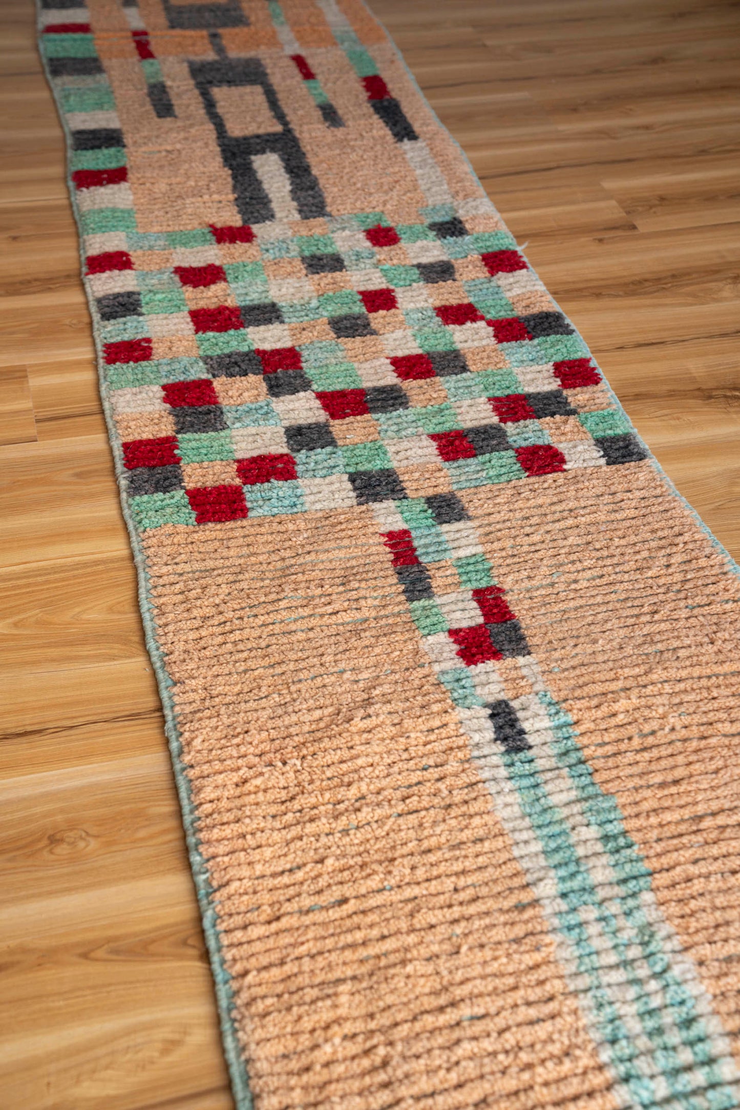 Boujaad Runner (102)5180 x 700 mm