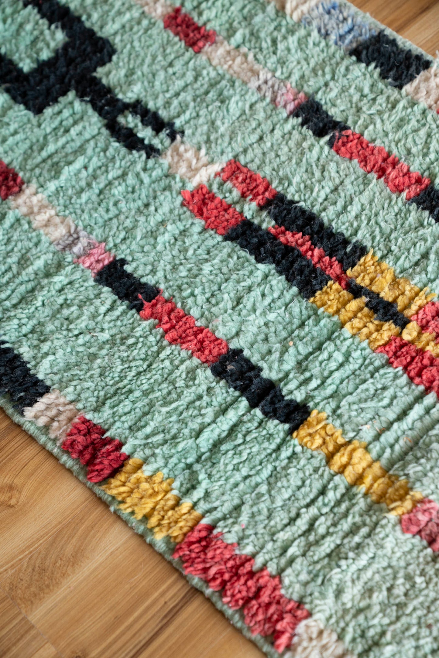 Boujaad Runner (104) 4030 x 670mm