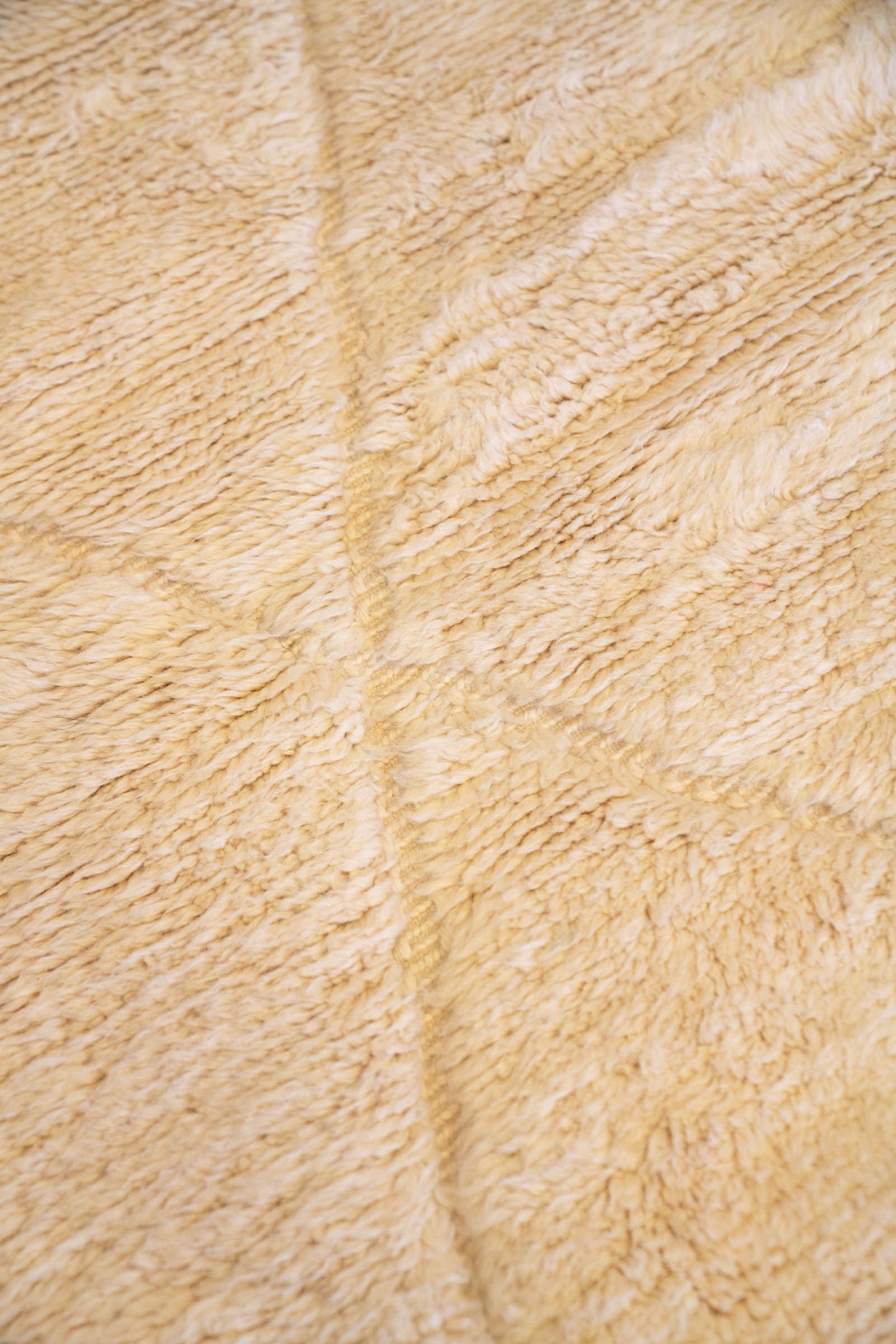 Creamy New Moroccan Beni M'Rirt Rug - 3220 x 2280mm