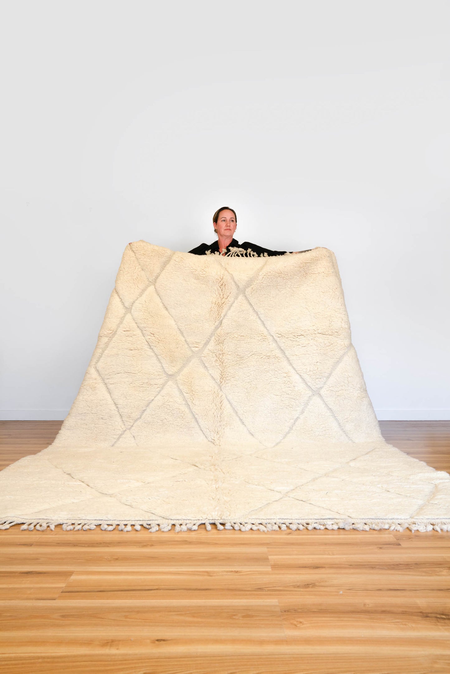 New White  Moroccan Beni M'Rirt Rug 3080 x 2270mm