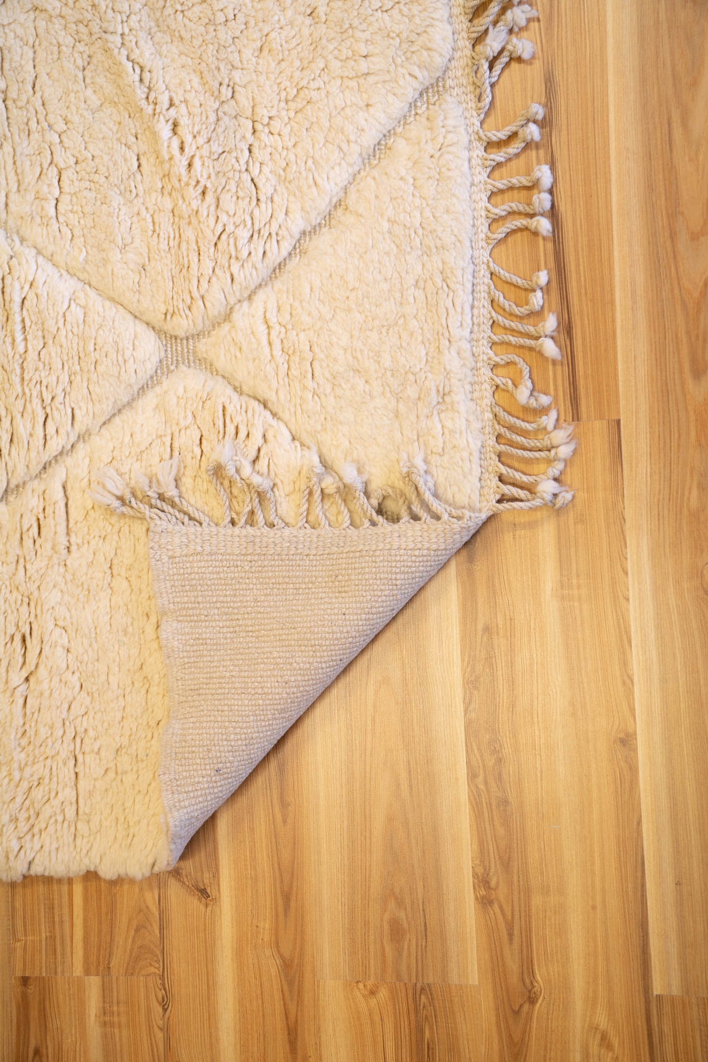 New White  Moroccan Beni M'Rirt Rug 3080 x 2270mm