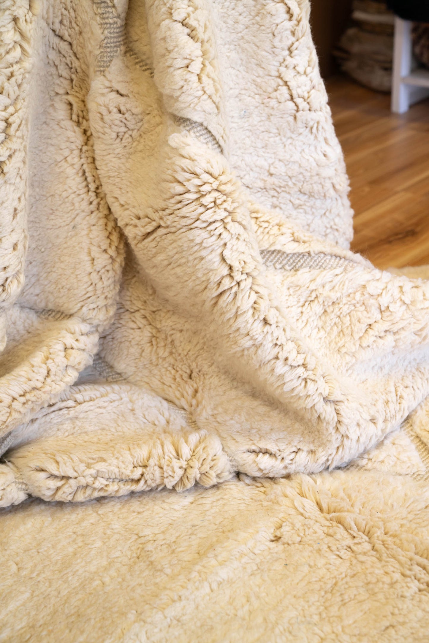 New White  Moroccan Beni M'Rirt Rug 3080 x 2270mm