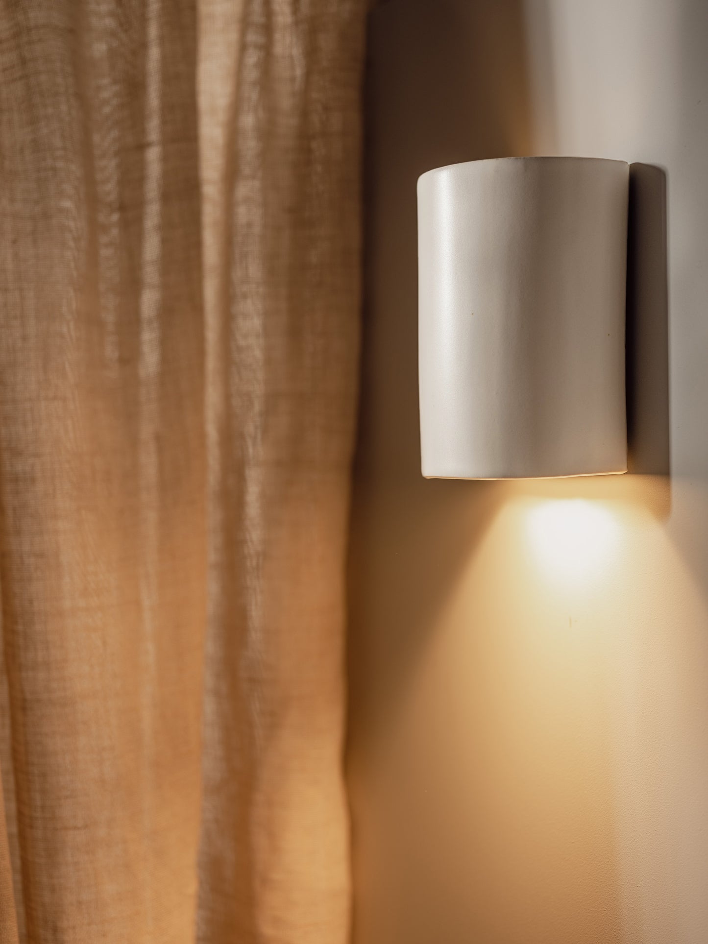 We Ponder | Dawn Interior | Tall or Short