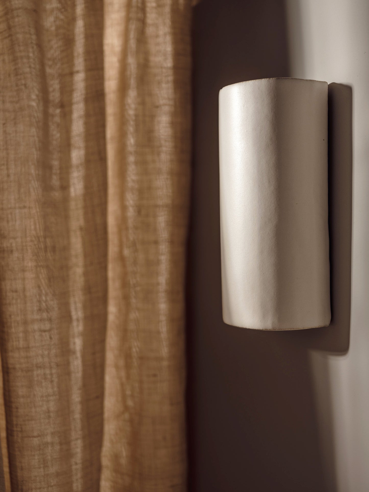 We Ponder | Dawn Interior | Tall or Short