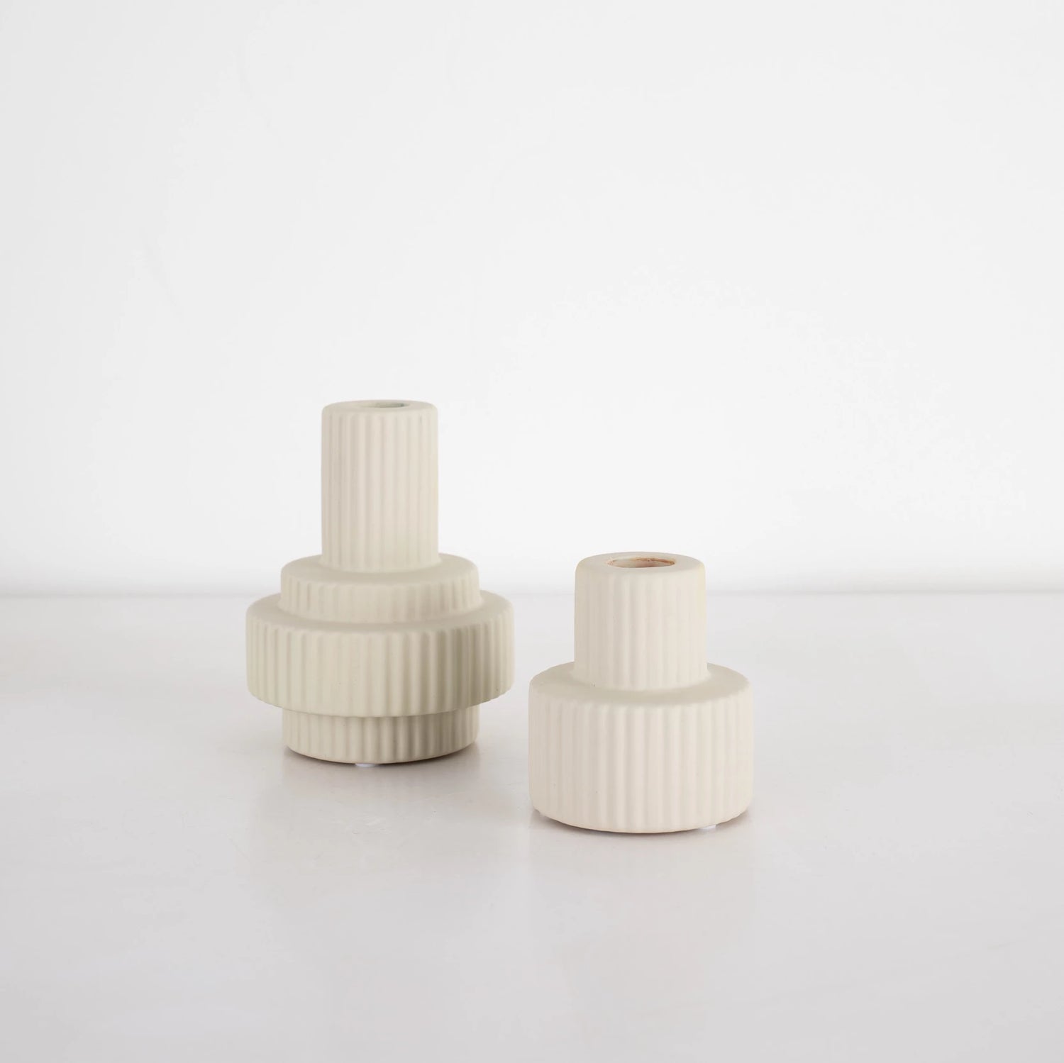 CANDLES & CANDLE HOLDERS