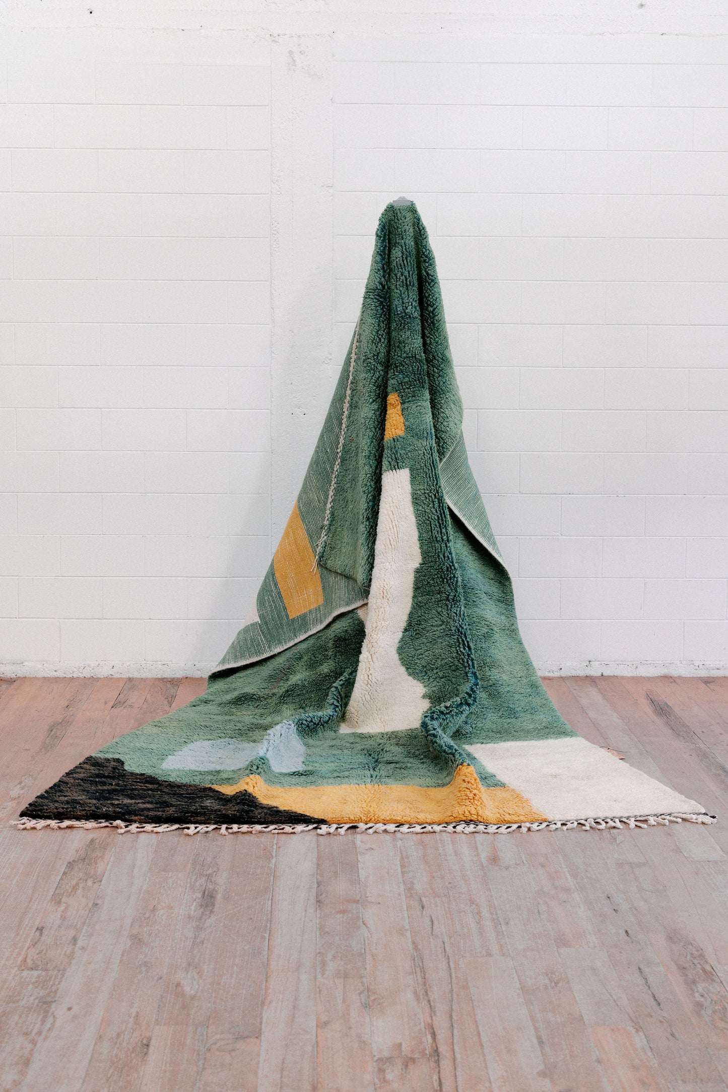 Malha- Queen - New Moroccan Beni M'Rirt Rug