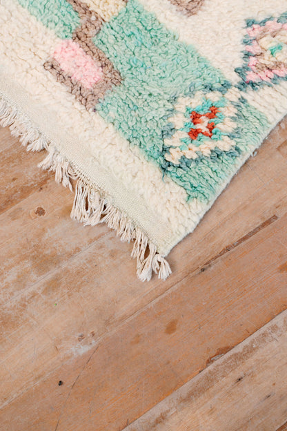 Ayana Beautiful flower 2500 x 1550 mm - New Moroccan Boujaad Rug