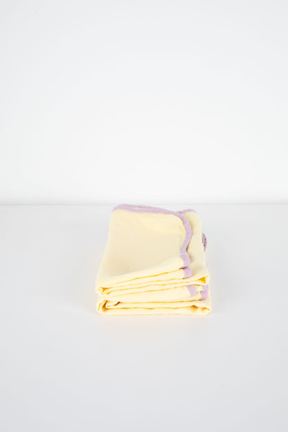 Honeysuckle with Wisteria Contrast Scalloped Napkin - Set of Four