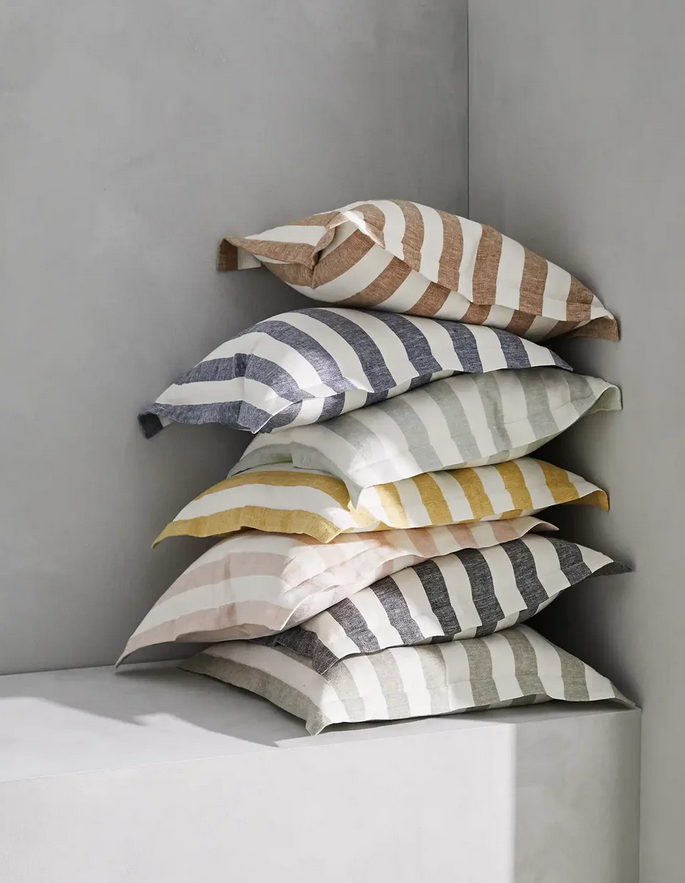 VITO CLAW - Playful cabana stripe -50cm x 50cm