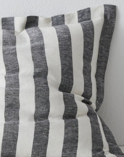 VITO SHADOW - Playful cabana stripe -50cm x 50cm