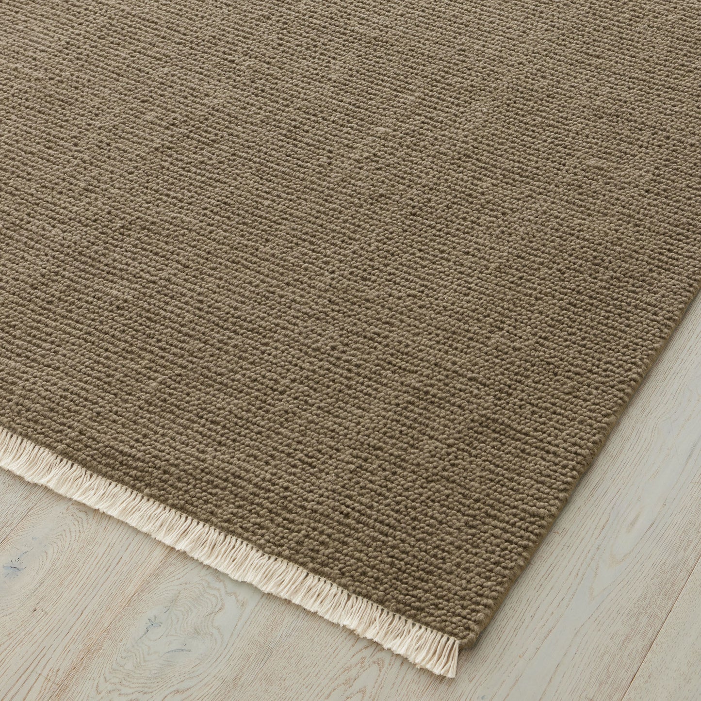 Fabien Rugs 2mx3m - 3mx4m  / New Zealand Wool